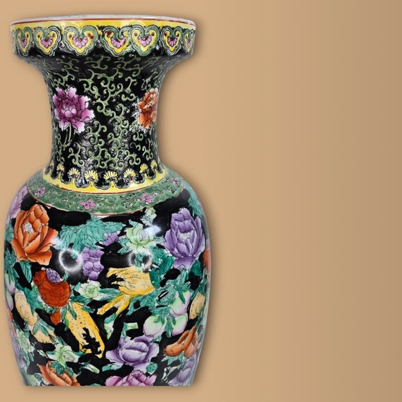Big VTG Chinese Hand‎ painted Millefleur, Famille Flowers 24.5 In Porcelain Vase - Picture 8 of 14